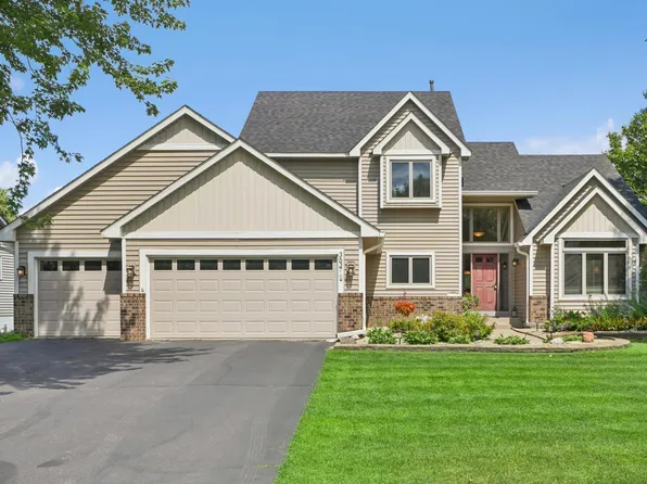 3637 Commonwealth Rd, Woodbury, MN 55125