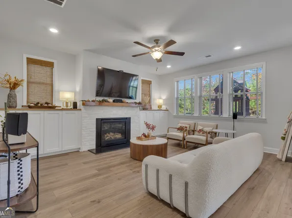 411 Kinross Ln, Peachtree City, GA 30269