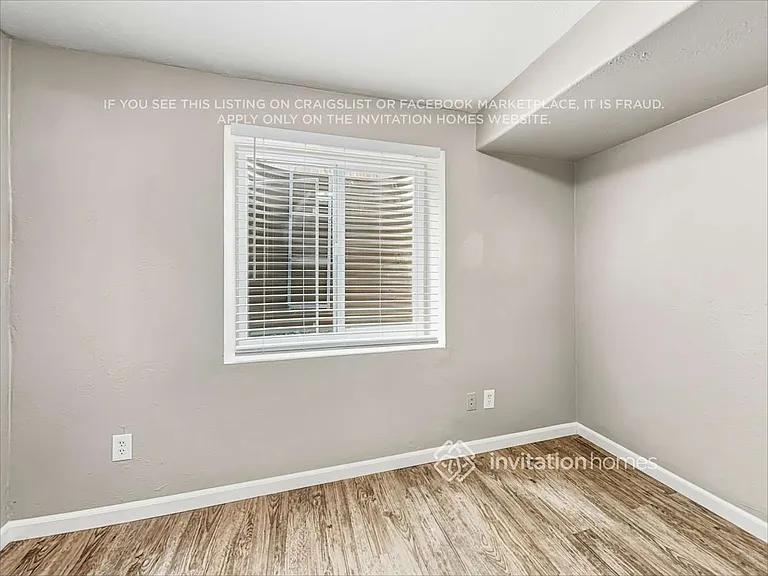 4246 S Gibralter St — Photo 11