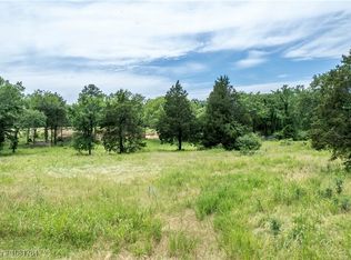 1045 Road, Muldrow, OK 74948