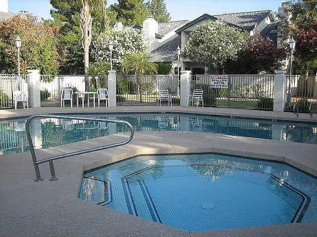 1222 W Baseline Rd #260 — Photo 3