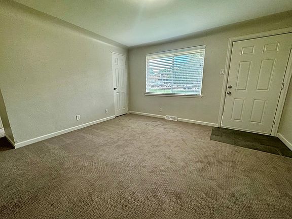 2nd image of 2711-2723 Harlan St #2721