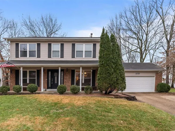 10775 Roxanna Dr, Saint Louis, MO 63128