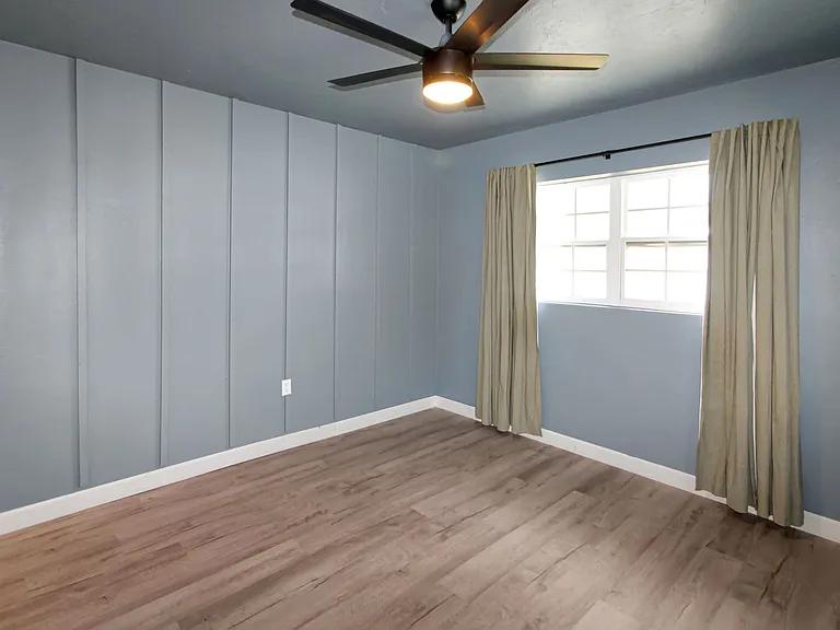 1311 E Gate Dr — Photo 14