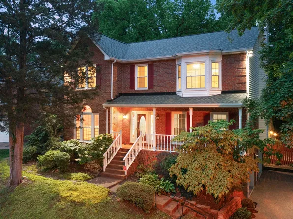 429 Old Oak Way, Hermitage, TN 37076