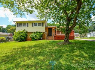 923 Yuma St, Charlotte, NC 28213