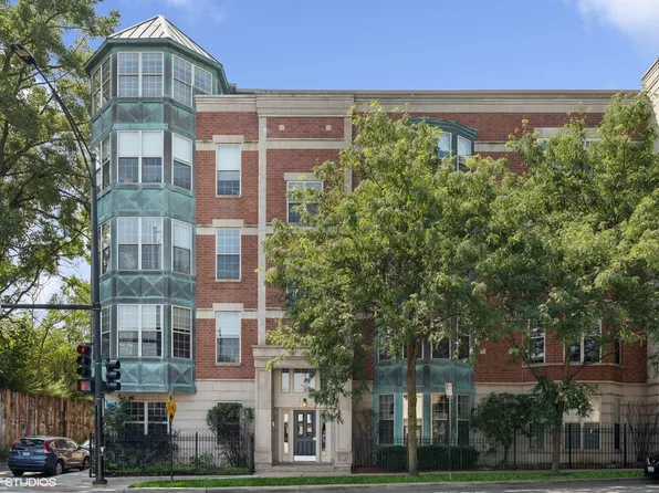 1801 W Addison St APT 2E, Chicago, IL 60613
