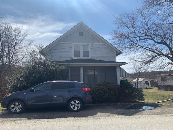 902 Mount Pleasant Rd, Scottdale, PA 15683