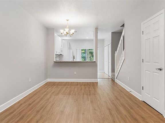 4th image of 8671 Hunters Key Cir #8671