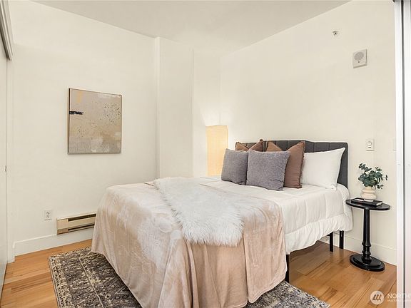 5th image of 2911 2nd Ave #616