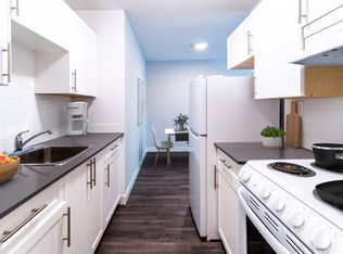 1140 Hillside Ave #1060924, Victoria, BC