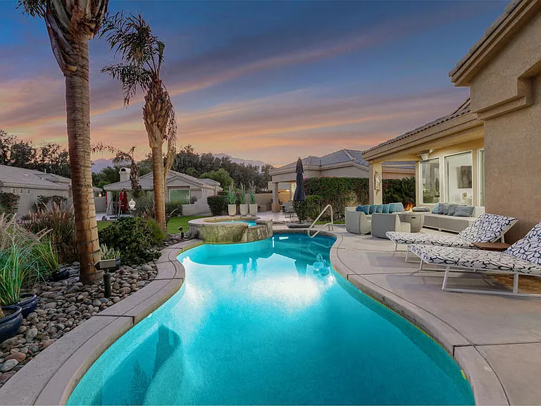 67361 N Laguna Dr — Photo 6