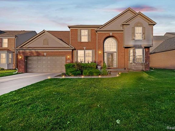 3rd image of 33868 Monterra Ln