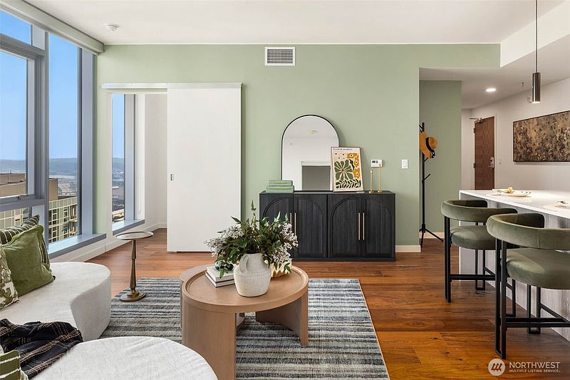 2nd image of 800 Columbia Street #2305