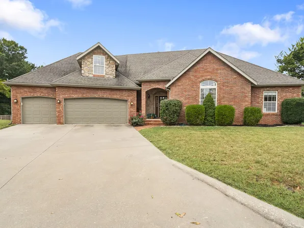 3377 S Victoria Court, Springfield, MO 65809