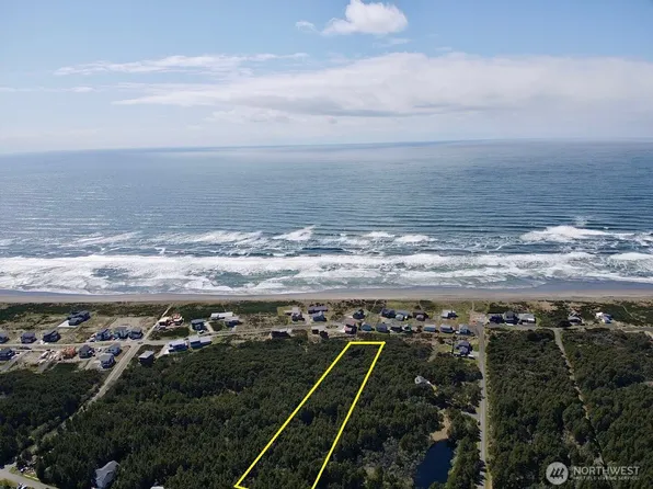 1007 Sand Castle Lane, Westport, WA 98595