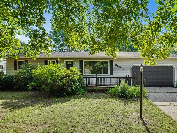 59799 Whitewood Dr, Mattawan, MI 49071