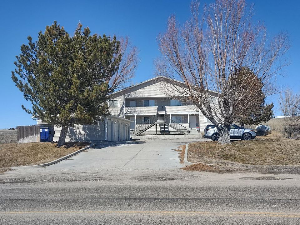 2nd image of 303/315 Spring Creek Pkwy