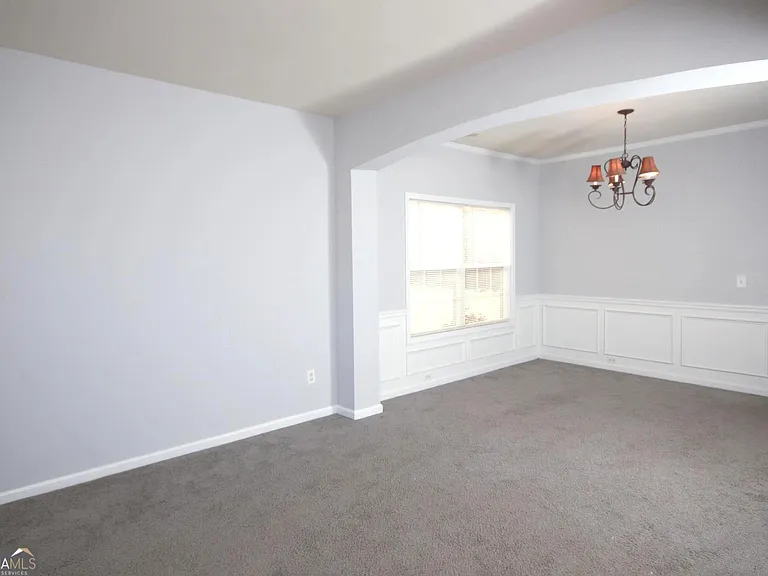 442 Crestmont Ln — Photo 11