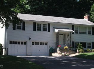 83 Indian Head Rd, Framingham, MA 01701