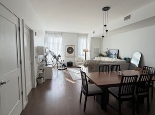 2635 Penn Ave #216, Pittsburgh, PA