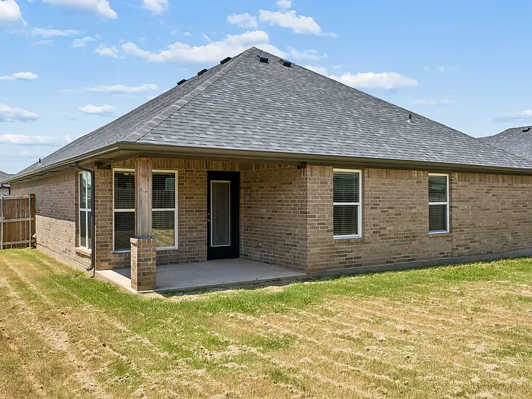 2907 Tulip Dr — Photo 24