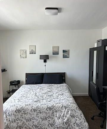 3rd image of 5839 78th St Floor 2