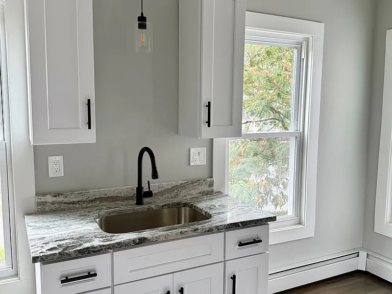 449 Stanley St #2 — Photo 23