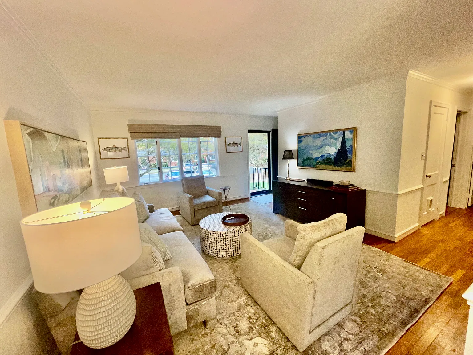 2 bed, 729 sqft, $3,250 — Photo 3