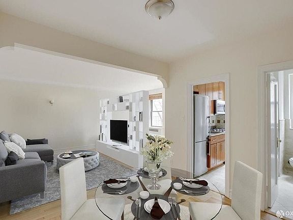 4th image of 209 W 104th St #1GG