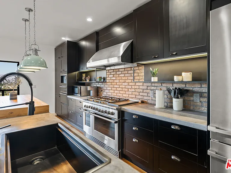 14600 Round Valley Dr — Photo 17