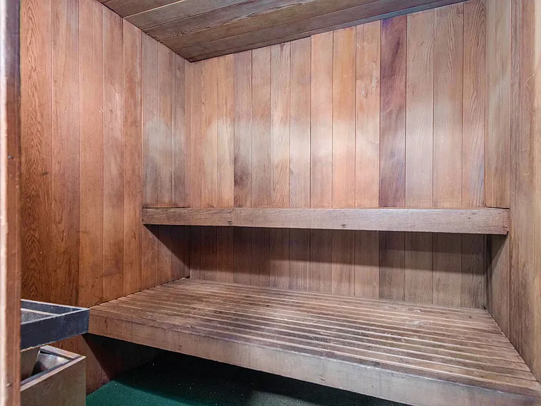 Park Place Apartments — Photo 24