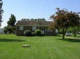 257 Meadowville Rd, Chester, VA 23836