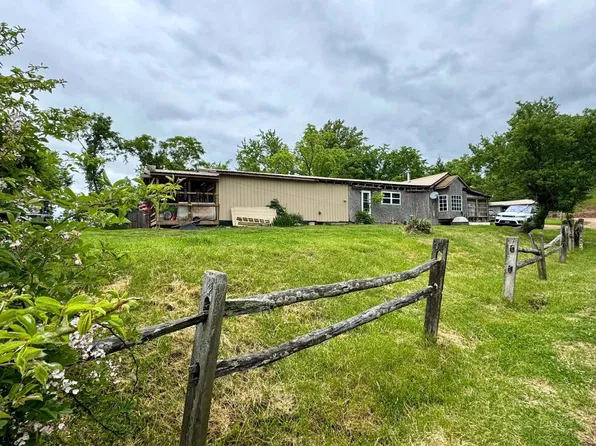 2062 Jakes Fork Rd, Arnoldsburg, WV 25234