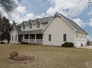 104 S Kirby St, Mount Ayr, IA 50854