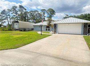 3019 Jacaranda Ave, Lake Placid, FL 33852
