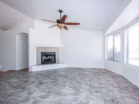 4th image of 4266 N Saratoga Dr