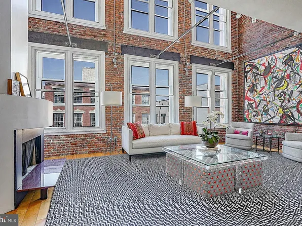 33 N 3rd St APT 4A, Philadelphia, PA 19106