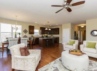 1005 Konert Pyne, Fenton, MO 63026