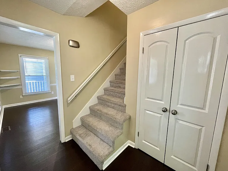 6817 Bryanstone Way — Photo 3