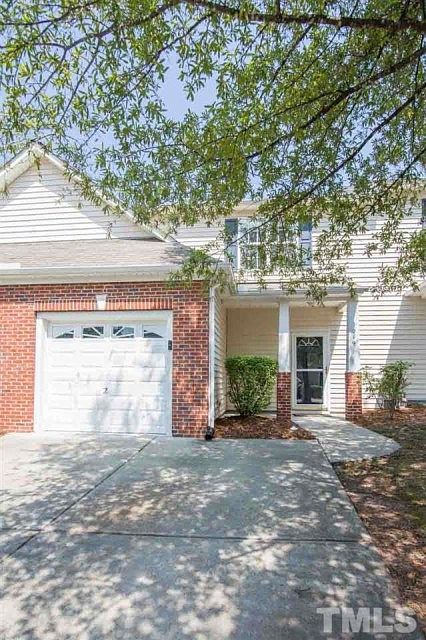 1st image of 219 Basset Hall Dr