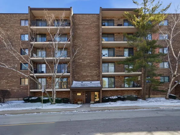 555 Graceland Ave APT 503, Des Plaines, IL 60016