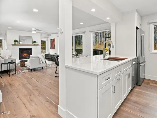 4524 Meadow Dr Unit 903, Vail, CO 81657