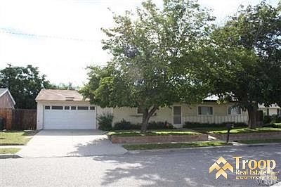 2nd image of 1882 Caballero St