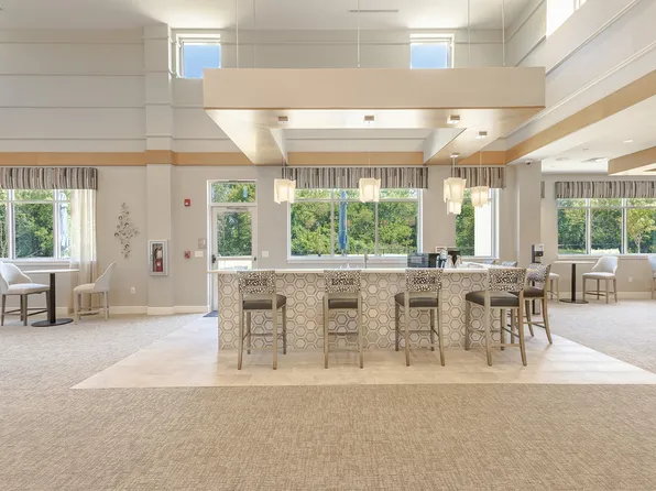 Fox Meadow Apartments