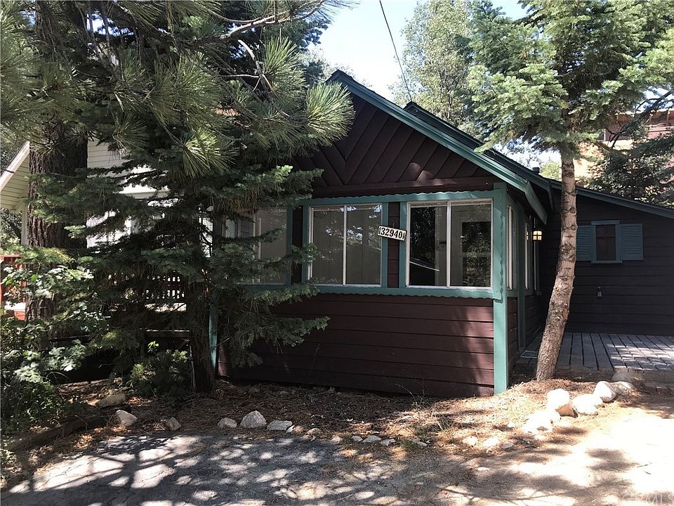 1st image of 32940 Chipmunk Ln
