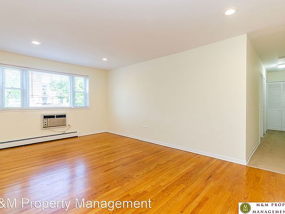 4th image of 315 N Maple Ave #3H