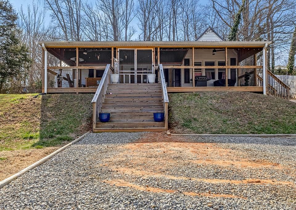 1st image of 2387 Oak Level Rd