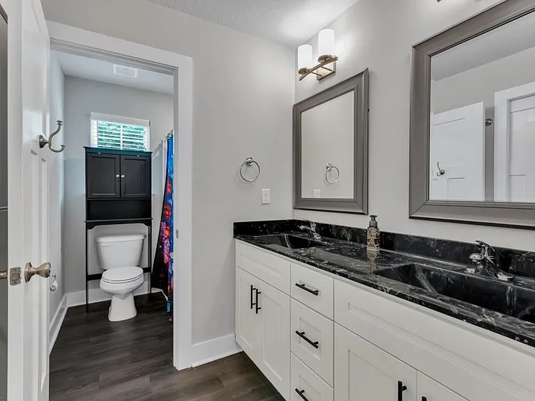 219 Dunway Ln — Photo 10