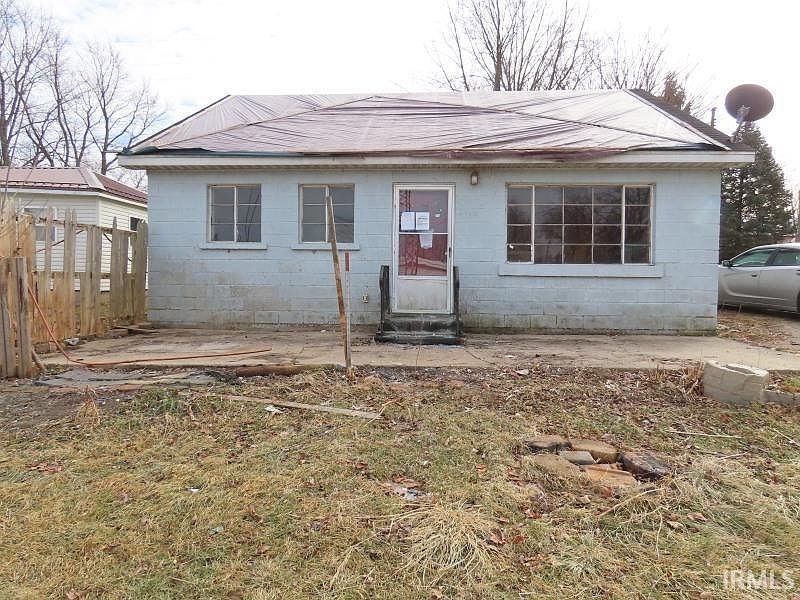 1st image of 8727 S Hill Dr
